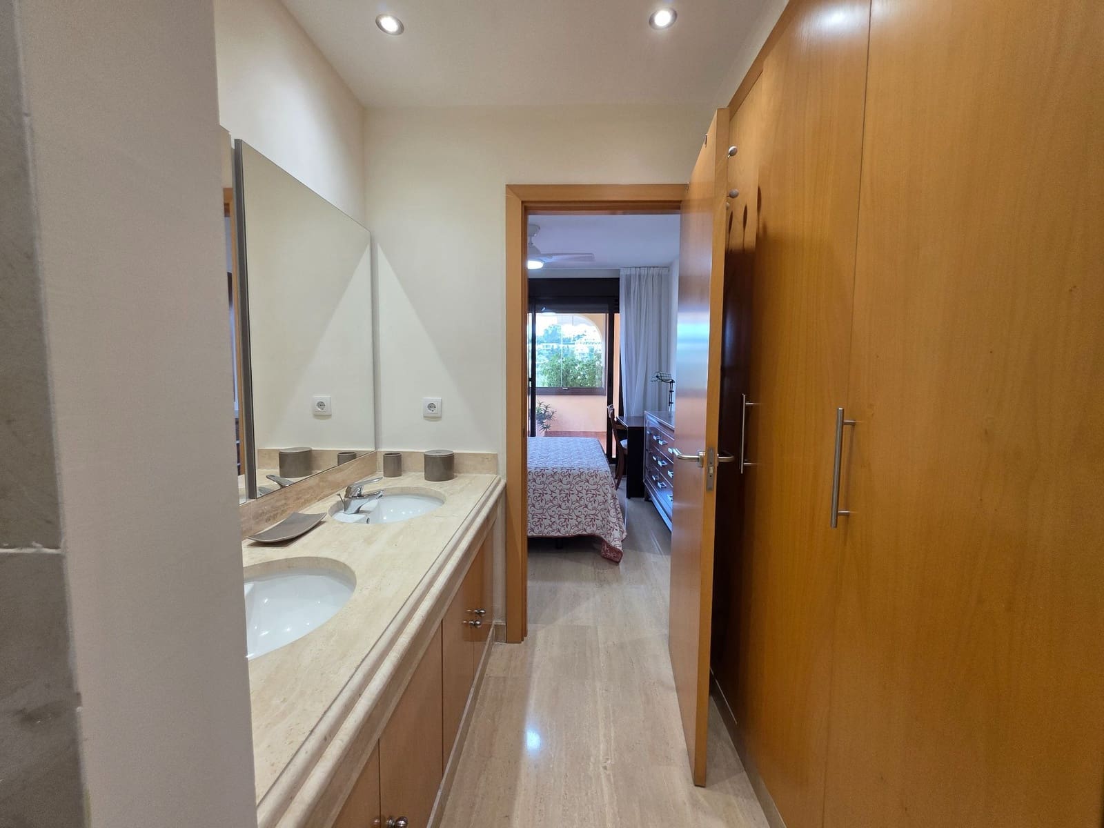 3 bedroom Apartment for sale in Estepona with pool garage - € 495,000 (Ref: 10108786)