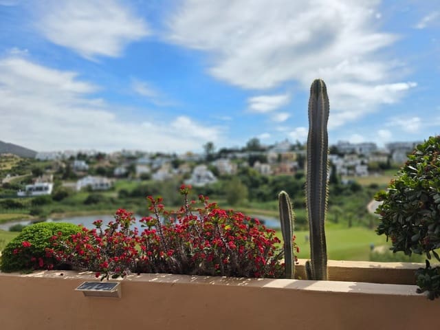 3 quarto Apartamento para venda em Altos de Estepona, Estepona com piscina garagem - 495 000 € (Ref: 10108786)