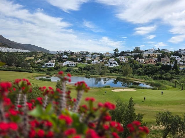 3 quarto Apartamento para venda em Altos de Estepona, Estepona com piscina garagem - 495 000 € (Ref: 10108786)