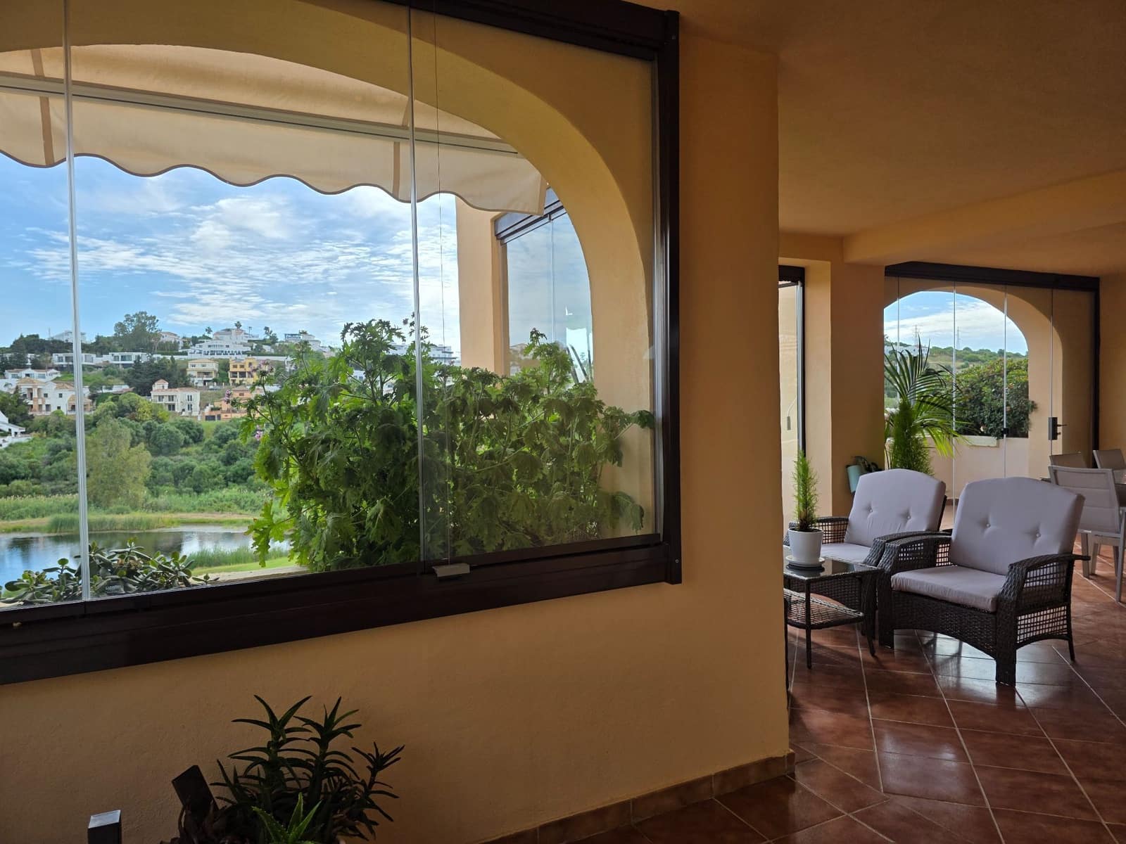 3 bedroom Apartment for sale in Estepona with pool garage - € 495,000 (Ref: 10108786)