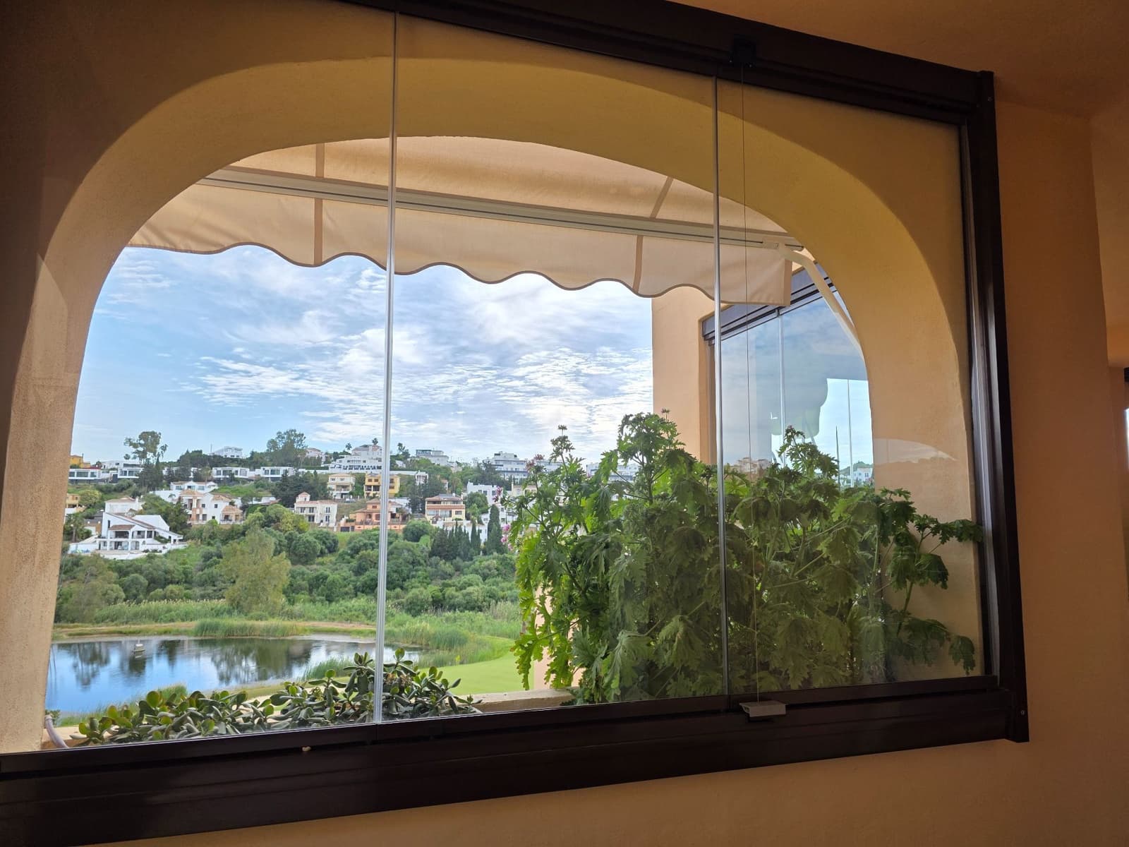 3 bedroom Apartment for sale in Estepona with pool garage - € 495,000 (Ref: 10108786)
