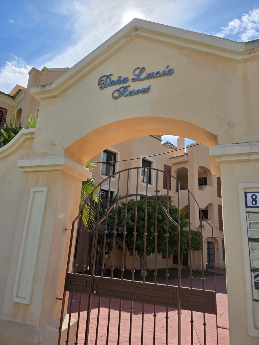 3 bedroom Apartment for sale in Estepona with pool garage - € 495,000 (Ref: 10108786)