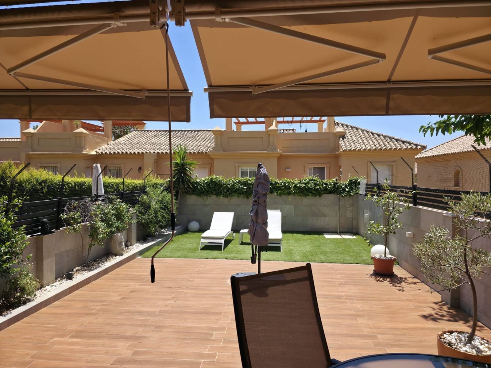 3 sovrum Semi-fristående Villa till salu i Buenas Noches med pool garage - 590 000 € (Ref: 10108787)
