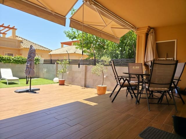 3 sovrum Semi-fristående Villa till salu i Buenas Noches, Estepona med pool garage - 590 000 € (Ref: 10108787)