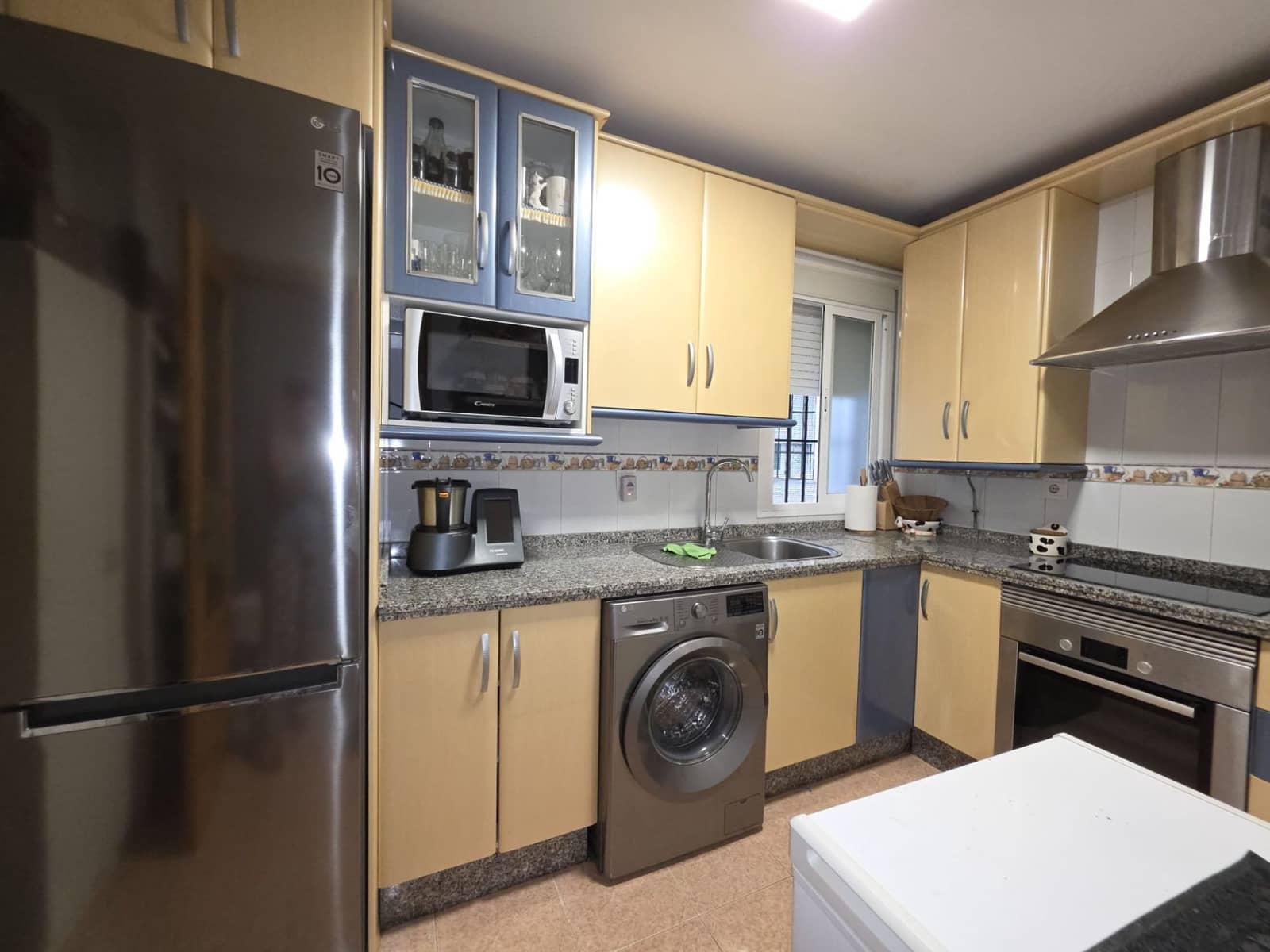 2 soverom Leilighet til salgs i Estepona - € 286 000 (Ref: 10108790)