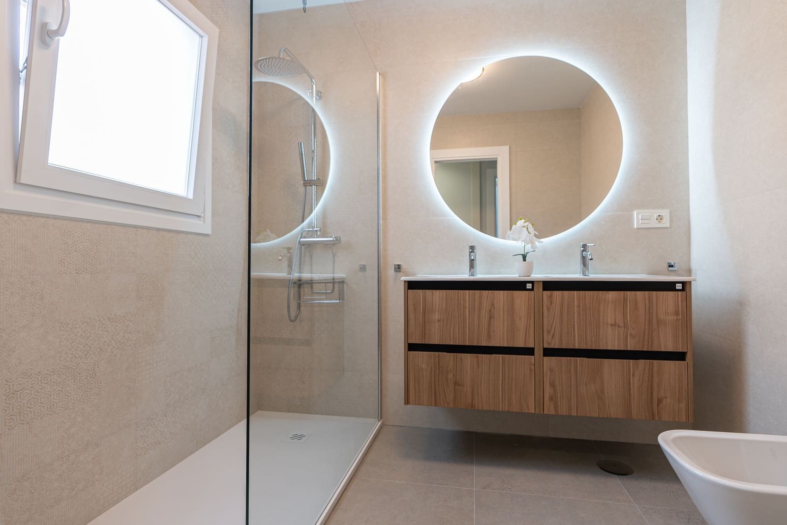 3 Zimmer Doppelhaus zu vermieten in Casares mit Pool - 3.000 € (Ref: 10108791)