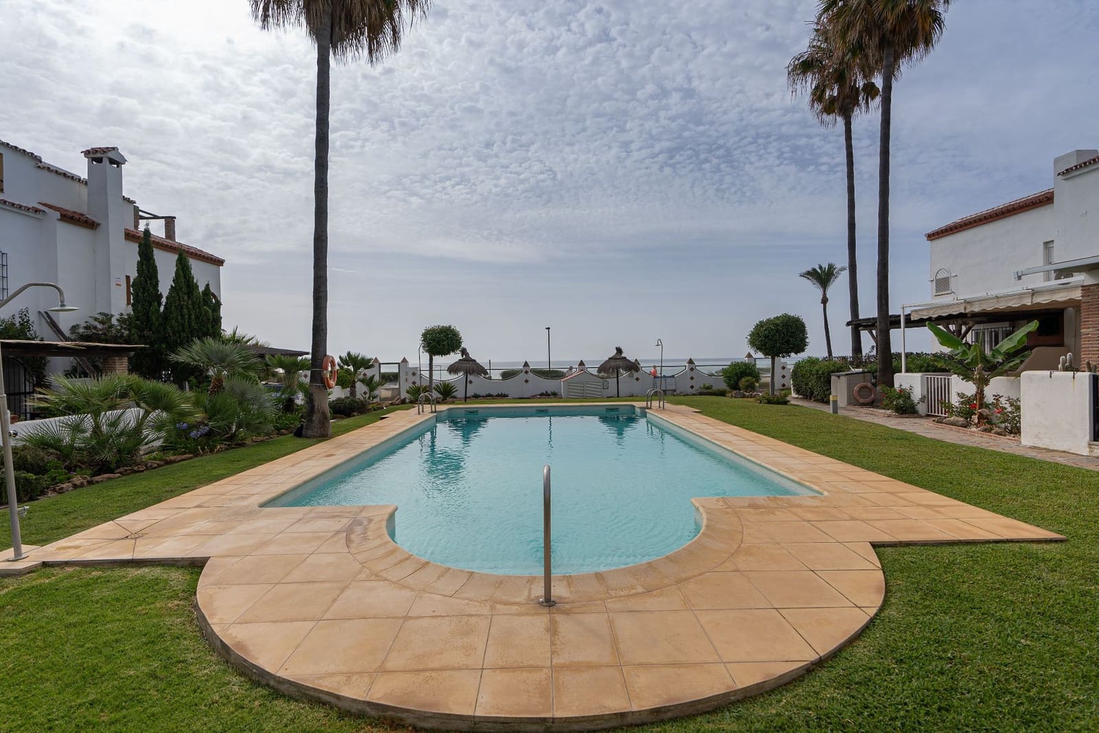 3 Zimmer Doppelhaus zu vermieten in Casares mit Pool - 3.000 € (Ref: 10108791)