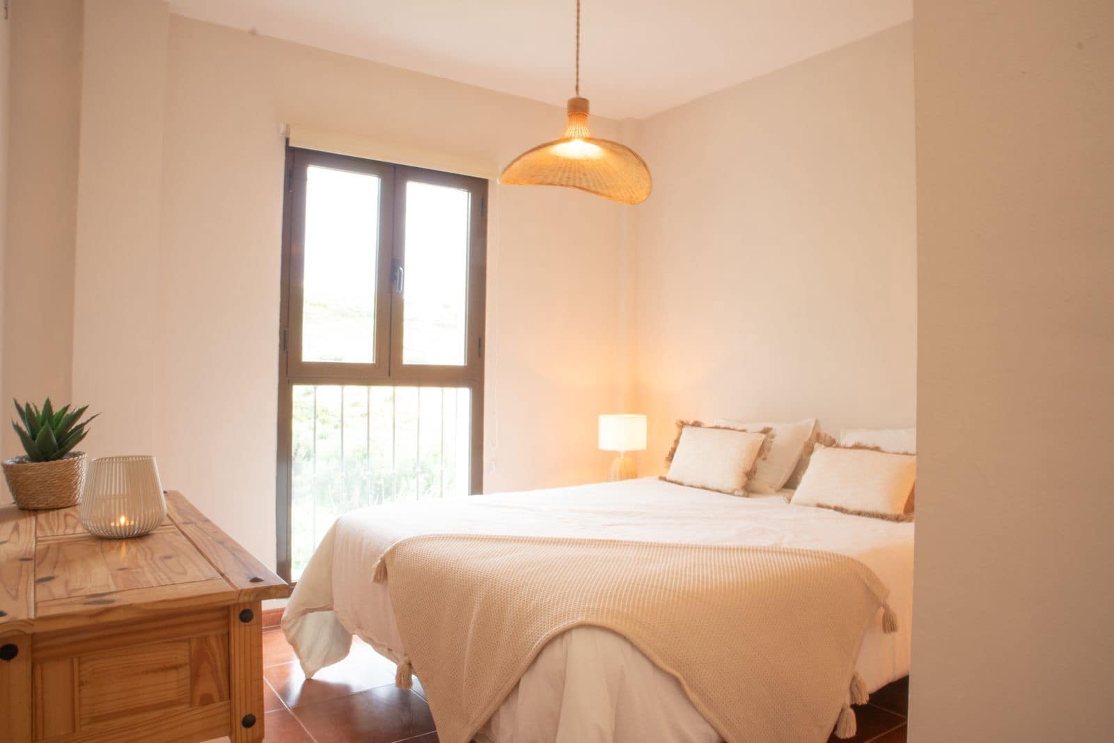 3 sypialnia Dom blizniak na sprzedaż w Casares z basenem garażem - 309 000 € (Ref: 10108792)