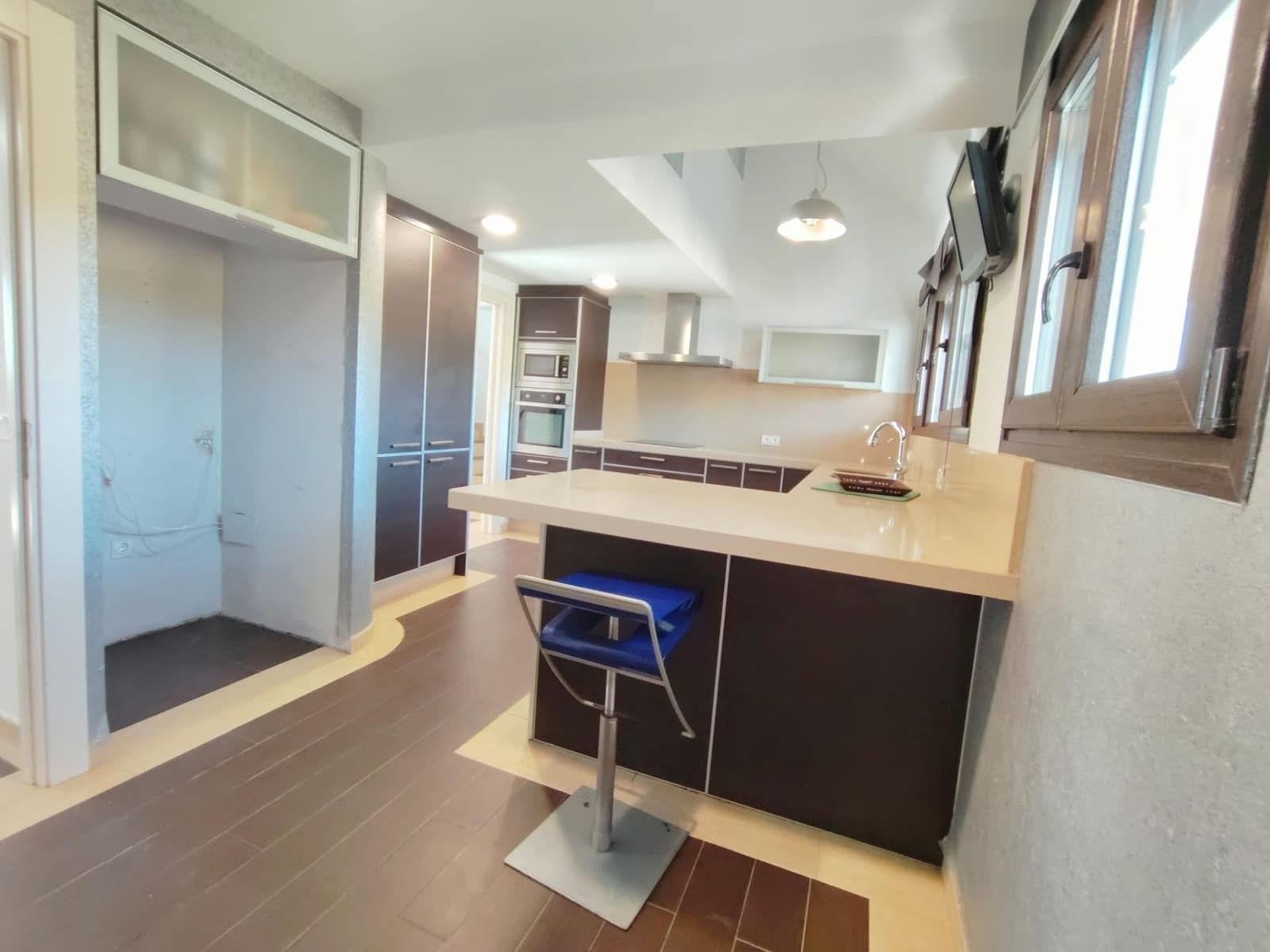Ático de 4 habitaciones en Bahía Dorada en venta con piscina garaje - 439.000 € (Ref: 10118742)