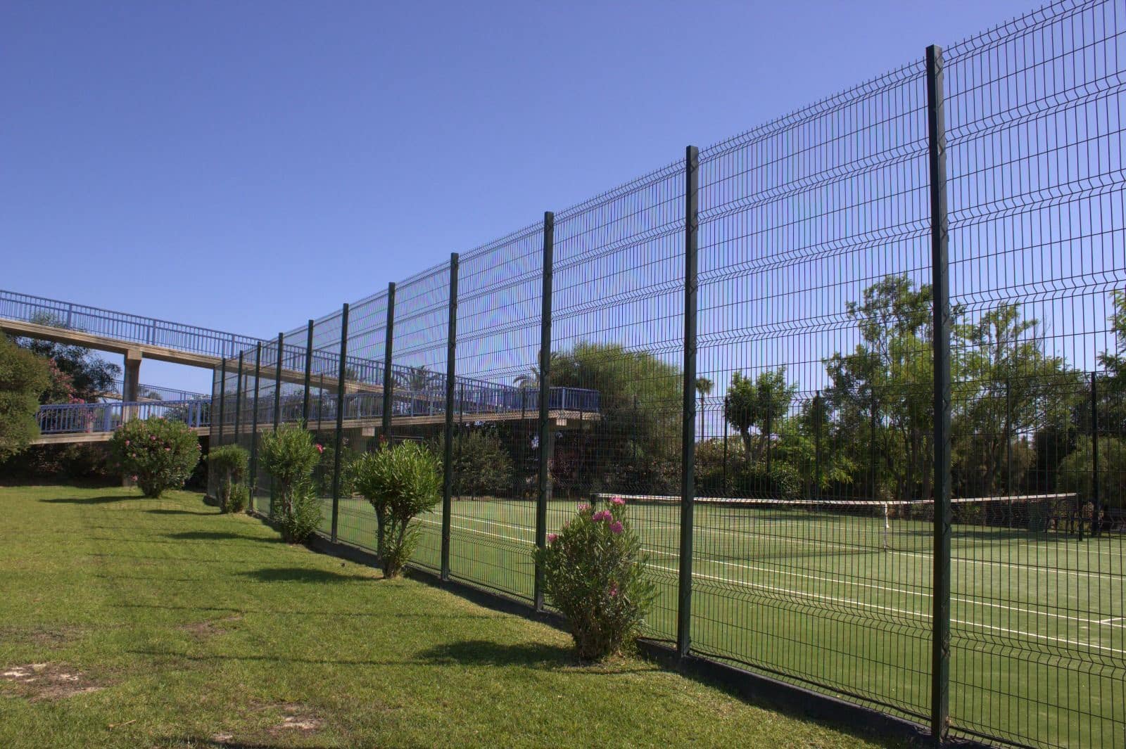Ático de 4 habitaciones en Bahía Dorada en venta con piscina garaje - 439.000 € (Ref: 10118742)