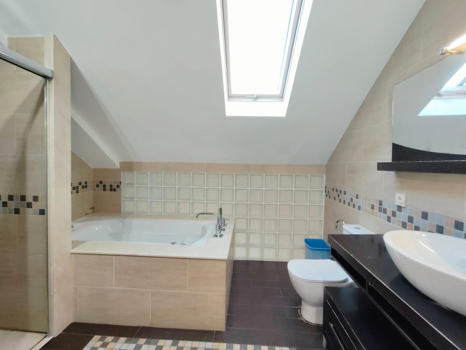 Ático de 4 habitaciones en Bahía Dorada en venta con piscina garaje - 439.000 € (Ref: 10118742)