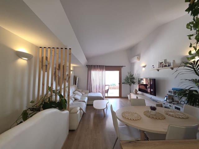 3 chambre Villa/Maison à vendre à Bahía Dorada, Estepona avec piscine garage - 590 000 € (Ref: 10160930)