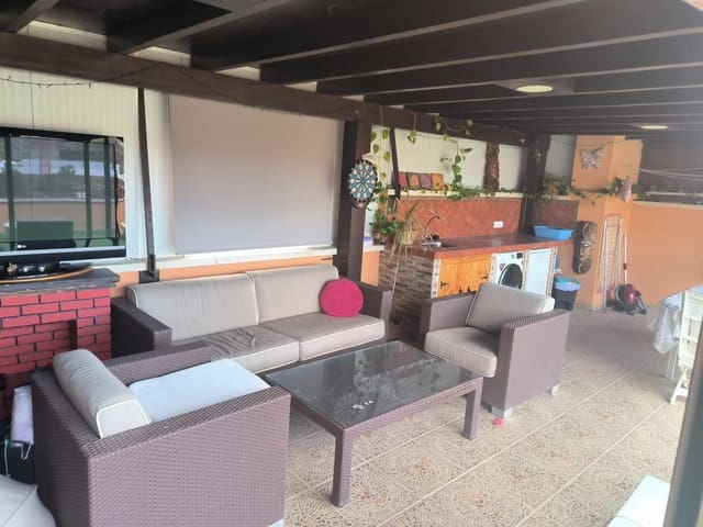 4 slaapkamer Penthouse te koop in Centro, Estepona met garage - € 610.000 (Ref: 10182483)