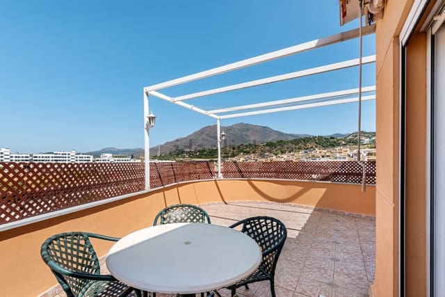 4 soverom Penthouse til salgs i Centro, Estepona med garasje - € 610 000 (Ref: 10182483)