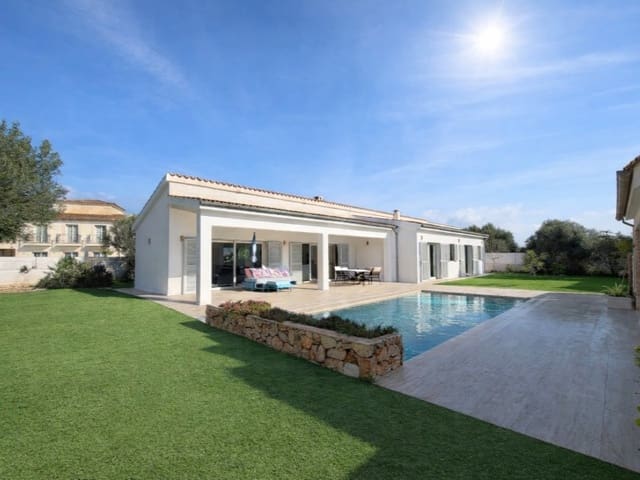 Chalet de 4 habitaciones en Sa Rapita / La Rapita, Campos en venta con piscina - 1.425.000 € (Ref: 10072698)
