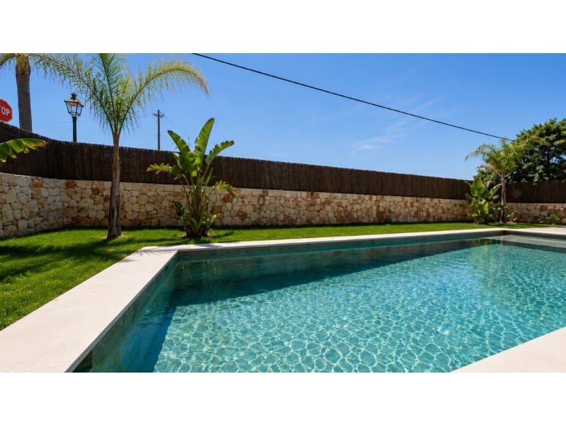 3 slaapkamer Villa te koop in Cala Llombards - € 1.595.000 (Ref: 10072705)