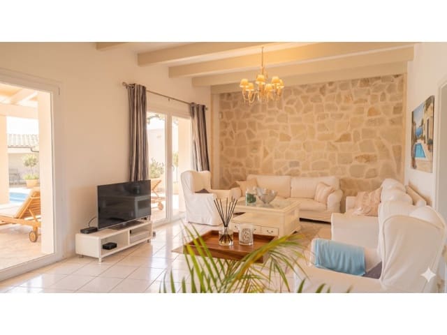Chalet de 8 habitaciones en Llucmajor en venta con piscina - 1.650.000 € (Ref: 10072706)