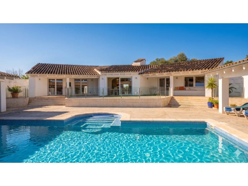 Chalet de 8 habitaciones en Llucmajor en venta con piscina - 1.650.000 € (Ref: 10072706)