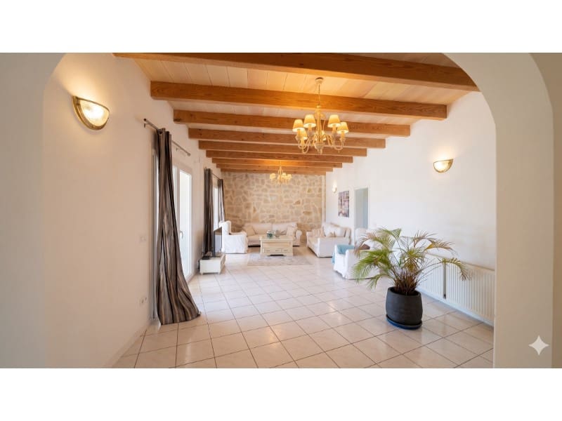 Chalet de 8 habitaciones en Llucmajor en venta con piscina - 1.650.000 € (Ref: 10072706)