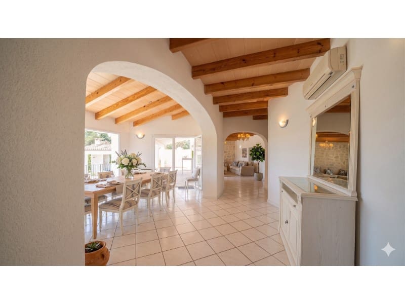 Chalet de 8 habitaciones en Llucmajor en venta con piscina - 1.650.000 € (Ref: 10072706)