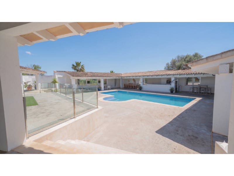Chalet de 8 habitaciones en Llucmajor en venta con piscina - 1.650.000 € (Ref: 10072706)
