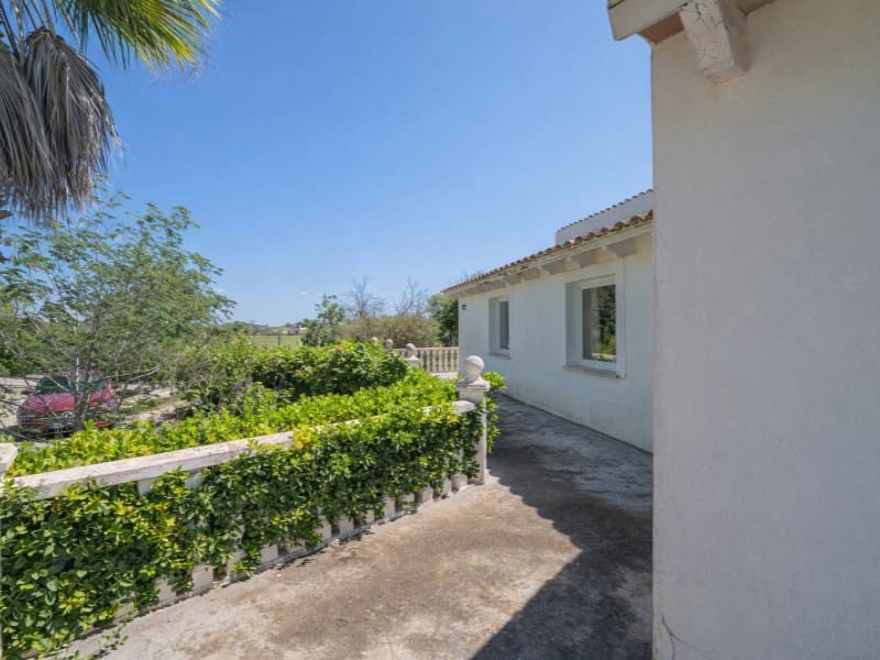Chalet de 8 habitaciones en Llucmajor en venta con piscina - 1.650.000 € (Ref: 10072706)