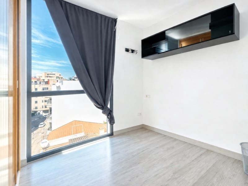 2 soverom Penthouse til salgs i Palma de Mallorca - € 345 000 (Ref: 10072708)