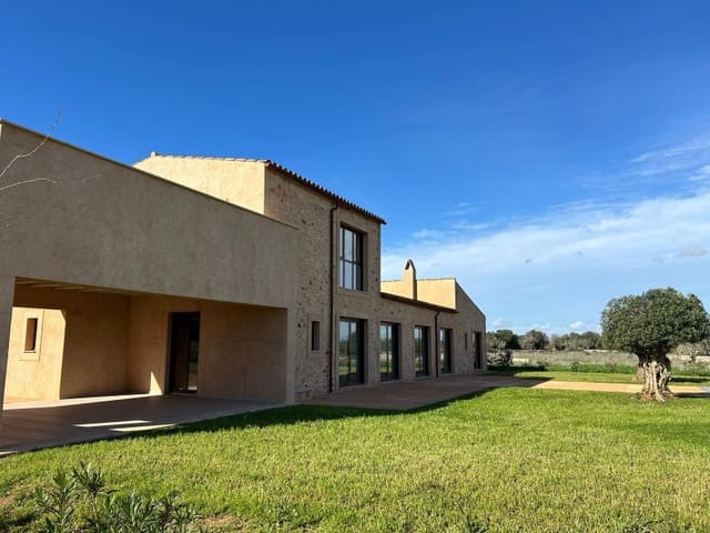 5 slaapkamer Villa te koop in Santanyí met garage - € 2.950.000 (Ref: 10072713)