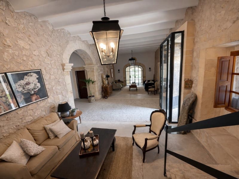 12 bedroom Villa for sale in Montuiri with pool garage - € 7,000,000 (Ref: 10072714)