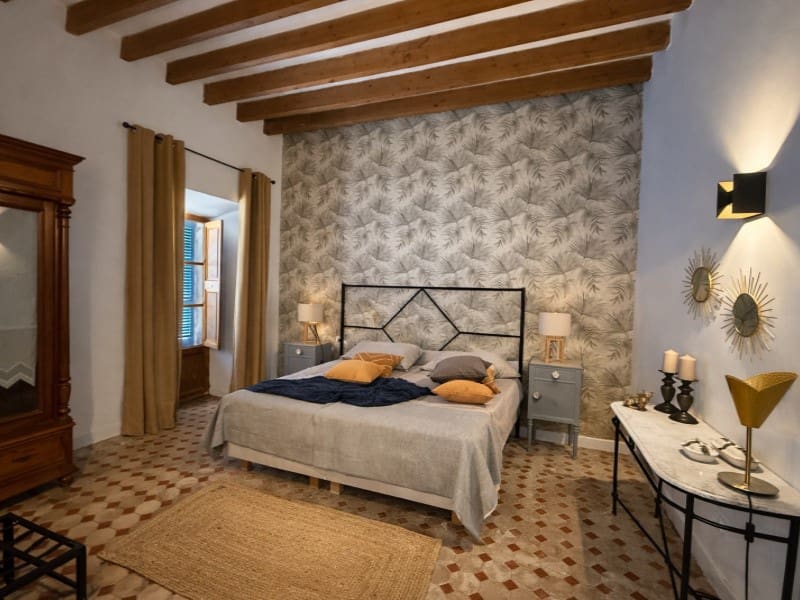 12 bedroom Villa for sale in Montuiri with pool garage - € 7,000,000 (Ref: 10072714)
