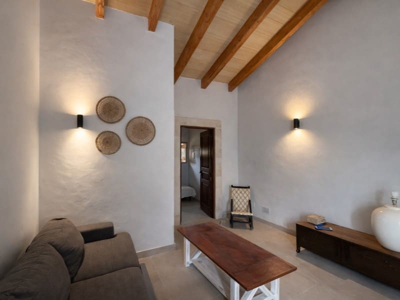 12 bedroom Villa for sale in Montuiri with pool garage - € 7,000,000 (Ref: 10072714)