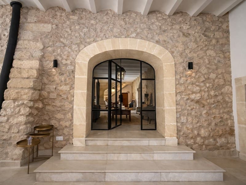 12 bedroom Villa for sale in Montuiri with pool garage - € 7,000,000 (Ref: 10072714)