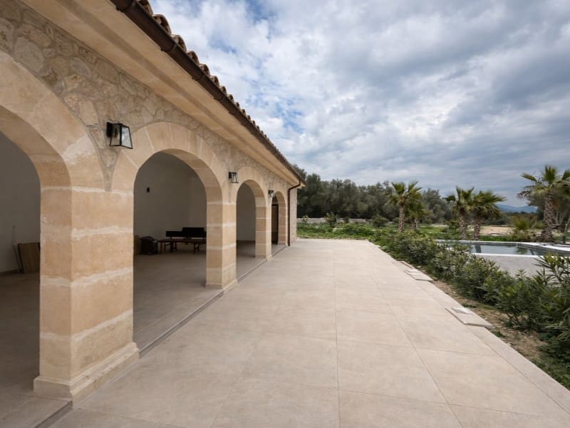 12 bedroom Villa for sale in Montuiri with pool garage - € 7,000,000 (Ref: 10072714)