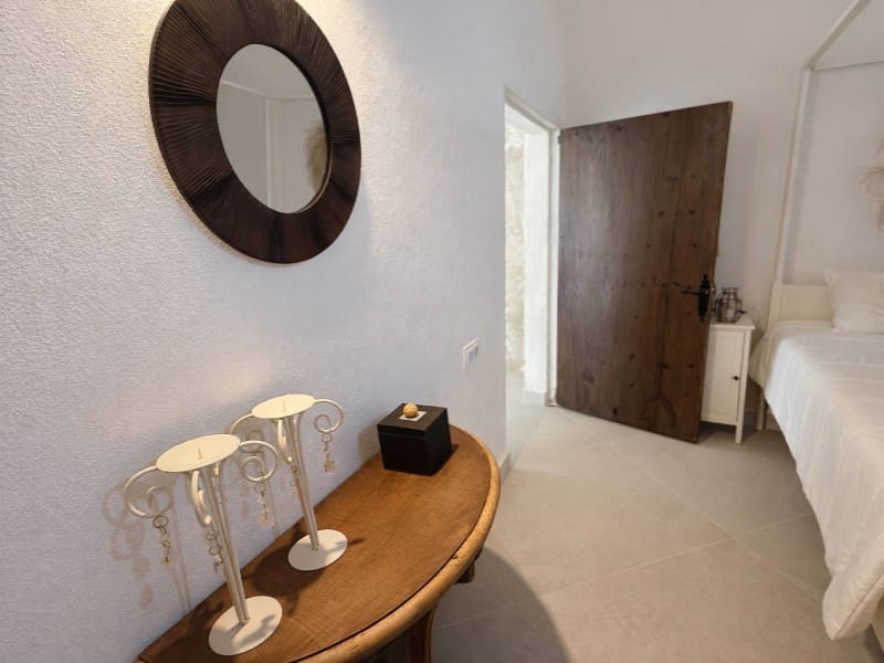 12 bedroom Villa for sale in Montuiri with pool garage - € 7,000,000 (Ref: 10072714)