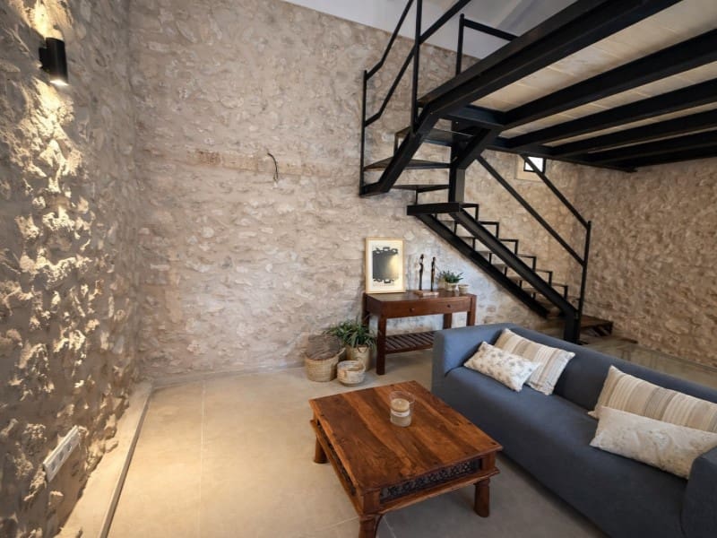 12 bedroom Villa for sale in Montuiri with pool garage - € 7,000,000 (Ref: 10072714)