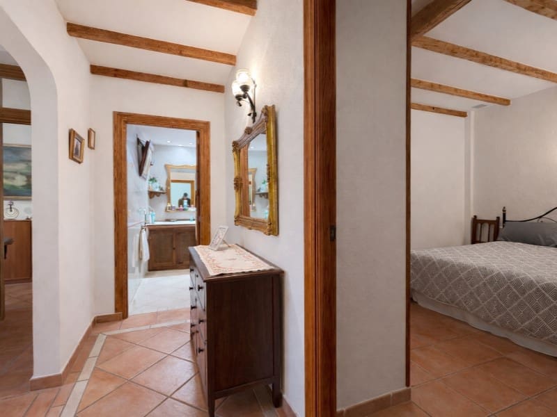 6 Zimmer Villa zu verkaufen in Santa Ponsa mit Pool Garage - 1.900.000 € (Ref: 10072718)