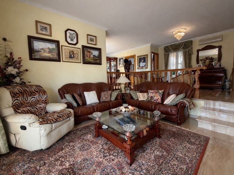 6 Zimmer Villa zu verkaufen in Santa Ponsa mit Pool Garage - 1.900.000 € (Ref: 10072718)