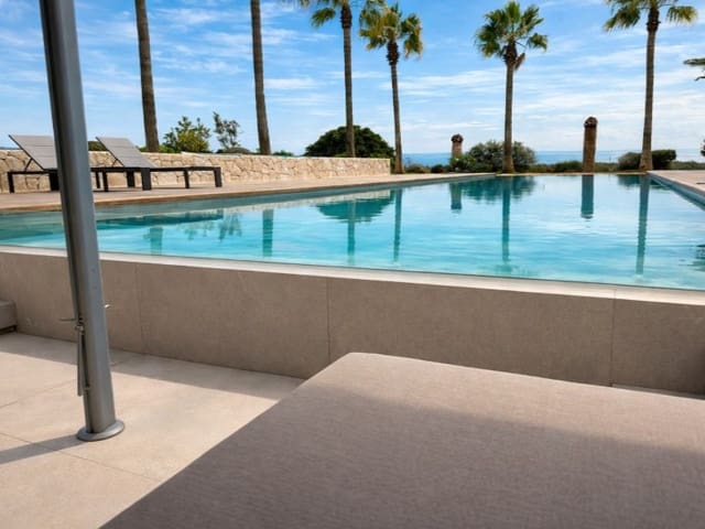 7 soveværelse Villa til salg i Es Llombards, Santanyí med garage - € 5.750.000 (Ref: 10072723)