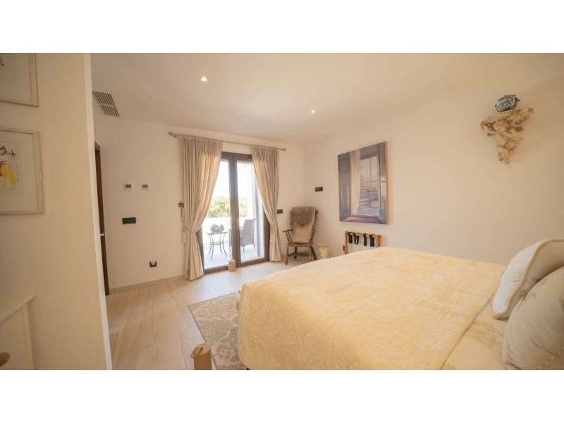 5 Zimmer Finca/Landgut zu verkaufen in Portocolom mit Pool Garage - 4.400.000 € (Ref: 10072728)