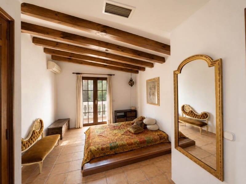 Chalet de 3 habitaciones en Santa Ponsa en venta con piscina garaje - 1.250.000 € (Ref: 10072732)