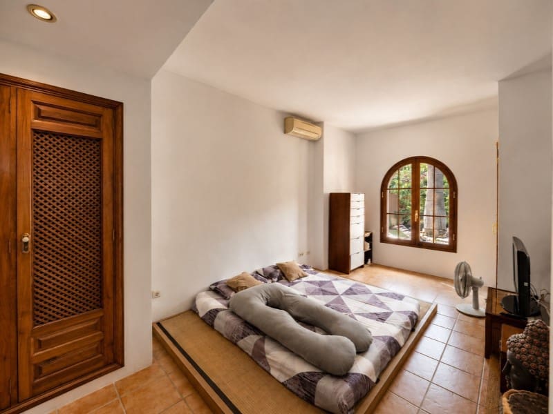 Chalet de 3 habitaciones en Santa Ponsa en venta con piscina garaje - 1.250.000 € (Ref: 10072732)