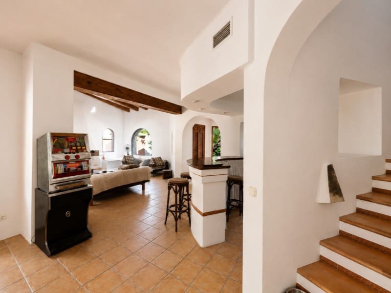 Chalet de 3 habitaciones en Santa Ponsa en venta con piscina garaje - 1.250.000 € (Ref: 10072732)
