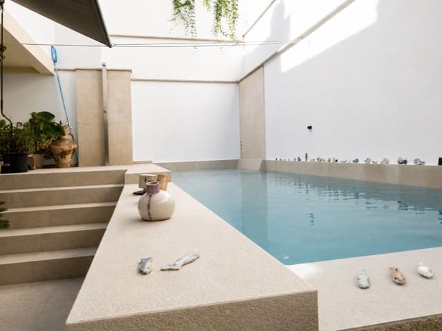 6 slaapkamer Villa te koop in El Terreno, Palma de Mallorca met zwembad garage - € 2.700.000 (Ref: 10072734)