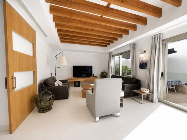 6 slaapkamer Villa te koop in El Terreno, Palma de Mallorca met zwembad garage - € 2.700.000 (Ref: 10072734)