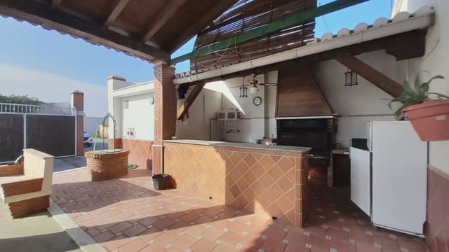 Finca/Casa Rural de 3 habitaciones en Motril en venta con piscina - 349.000 € (Ref: 10001282)