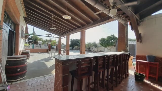 Finca/Casa Rural de 3 habitaciones en Motril en venta con piscina - 349.000 € (Ref: 10001282)