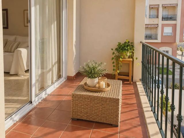 2 slaapkamer Flat te koop in Calahonda, Motril met garage - € 220.000 (Ref: 10001292)