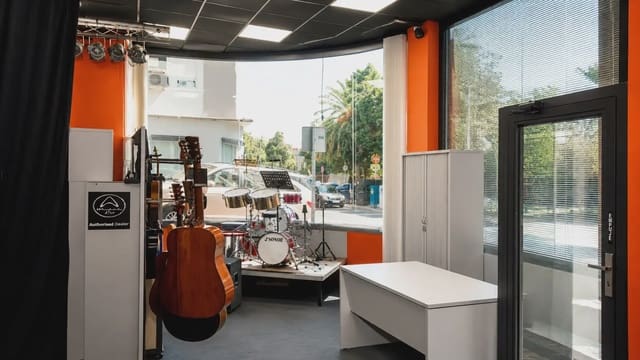 Local Comercial en Motril en venta - 210.000 € (Ref: 10001297)