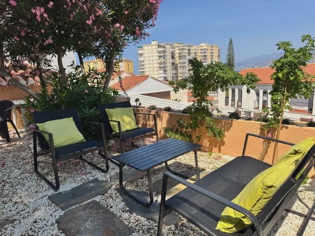 Piso de 3 habitaciones en Torrenueva Costa en venta con garaje - 380.000 € (Ref: 10001298)
