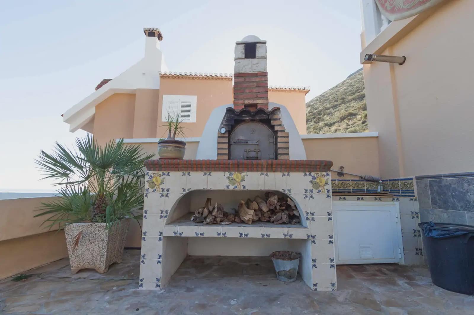 5 soveværelse Villa til salg i Gualchos med swimmingpool - € 650.000 (Ref: 10001300)